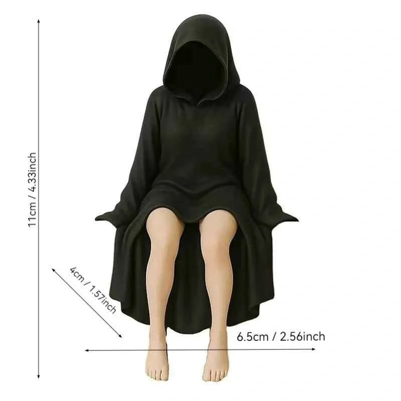 Mystic Hooded Cloak Figurine